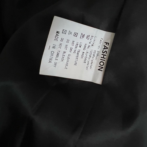Large Black Peacoat Bankeng NWT - Picture 5 of 6